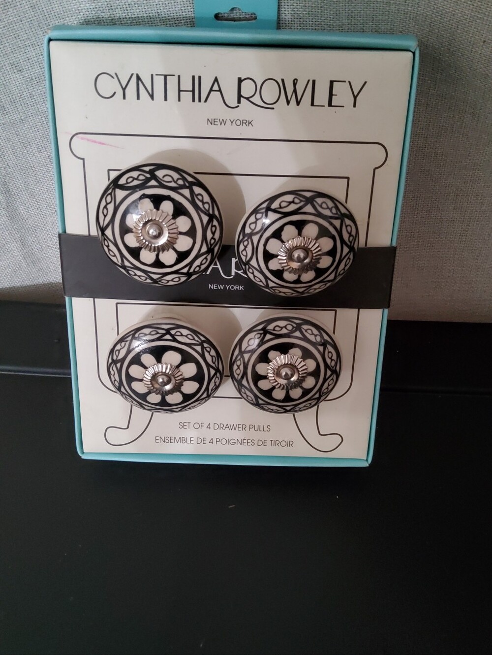 Cynthia Rowley New York Decorative Drawer Pulls – Set of 4